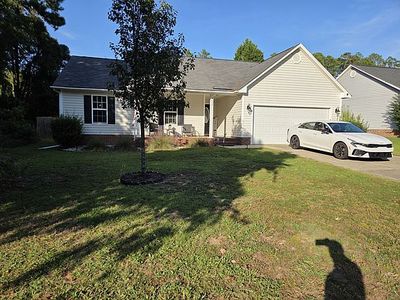 432 Bramblegate Rd, Hope Mills, NC, 28348
