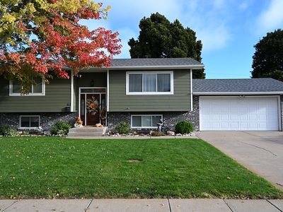 813 W Reid Ave, North Platte, NE, 69101