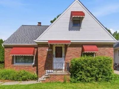 17829 Dillewood Rd, Cleveland, OH, 44119