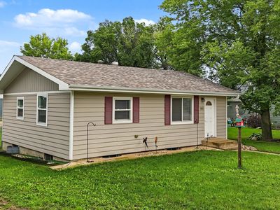 227 E 4th St, Parker, SD, 57053