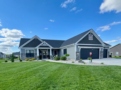1909 Fairway Dr, Auburn, IN, 46706