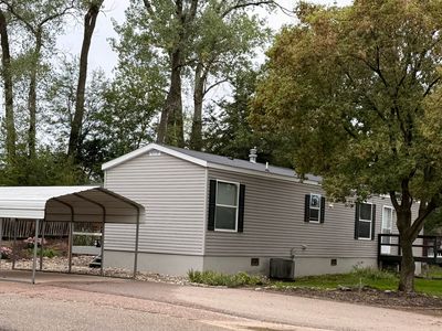 107 Lloyd St, Yankton, SD, 57078