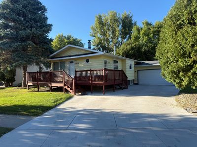 2914 Shadow Rd, Grand Forks, ND, 58201