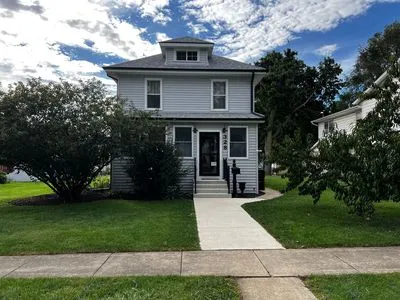 328 N 12th St, Rochelle, IL, 61068