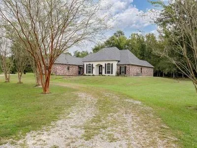 20422 MacHost Rd, Zachary, LA, 70791