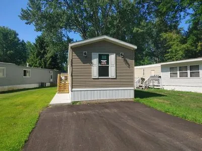 3062 Hillanlake Dr, Brooklyn, MI, 49230