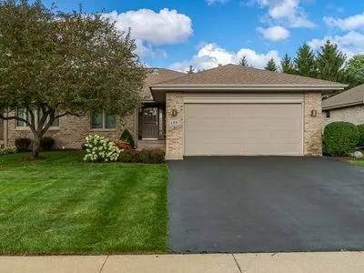 138 Nelson Pkwy, Cherry Valley, IL, 61016